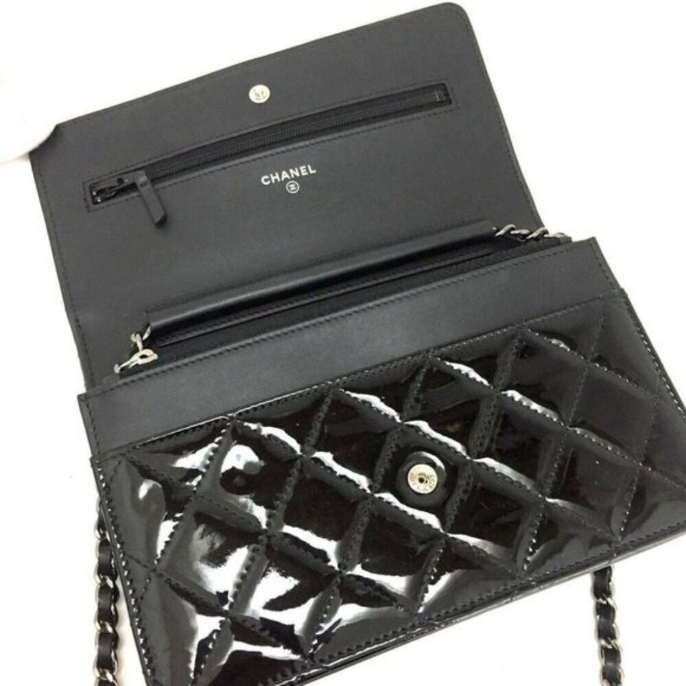 CHANEL Quilted Patent Wallet On Chain WOC BrandNew - Picture 9 of 16